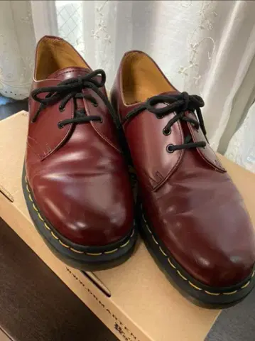 닥터마틴 3홀 체리 레드 27cm
