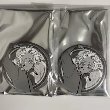 도쿄 리벤저스 쿠로카와 이자나 신체험전 한국 캔뱃지