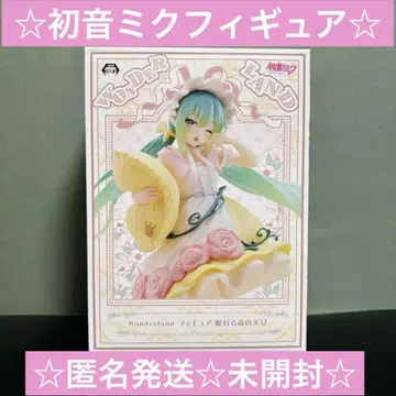 Wonderland 피규어 하츠네 미쿠