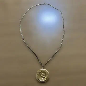 코인 목걸이