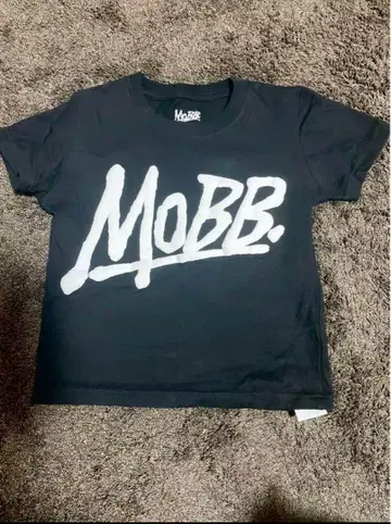 MOBB 블랙 반팔T셔츠