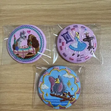 Disney Characters 자수 캔뱃지 비스킷
