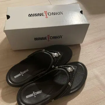 미네통카 샌들 남녀 공용