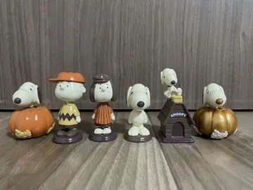 스누피 피규어