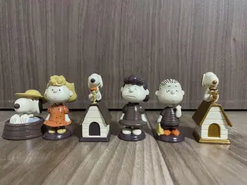 스누피 피규어