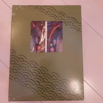 빨간색 꽃무늬 하나오 일본 의류용 조리