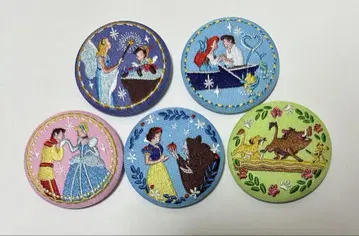 DisneyCharacters 자수 캔뱃지 5개 세트
