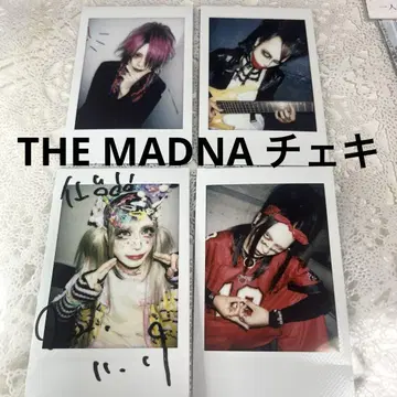 THE MADNA 타카시 토모 폴라로이드