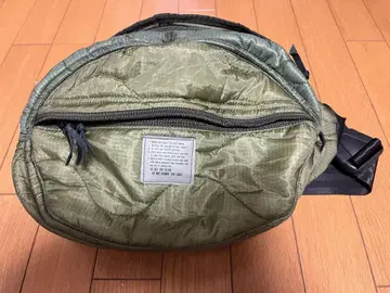 거의 새상품 US 산겐자야 M-65 라이너 바디백 화이트 라벨