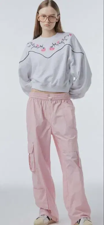 새상품 인스턴트펑크 자수 맨투맨