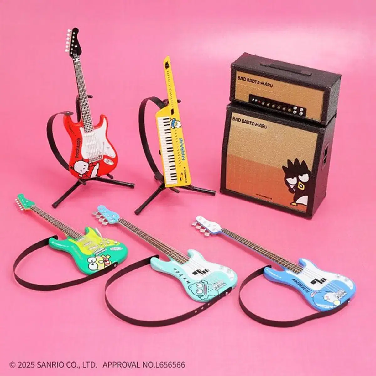 SANRIO | 산리오 Sanrio Characters Rock Mono Part 2!  #산리오,#가챠,#산리오락모노,#락모노2,#산리오미니어처 on Bunjang Global Site.