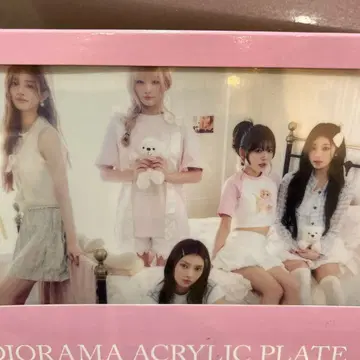 ILLIT 애니마이 복권 라스트상 디오라마 아크릴 플레이트