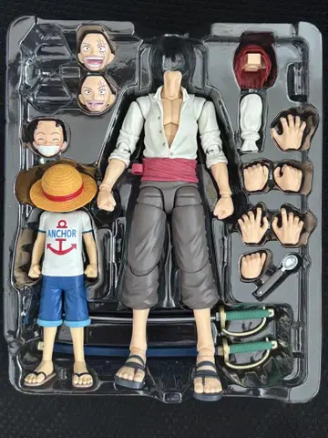 shfiguarts 샹크스 정크