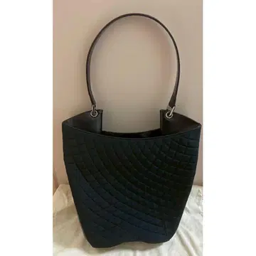 [ 미사용 ] BALLY 발리 퀼팅 핸드백 토트백