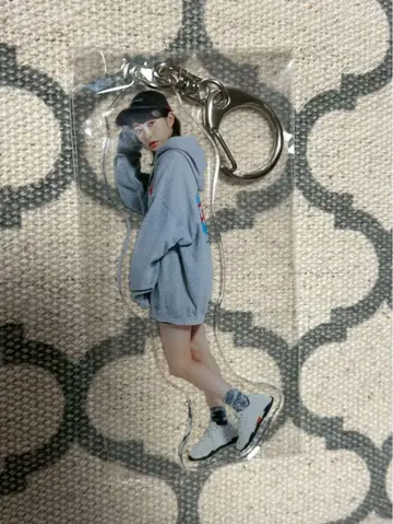 츠지노 카나미 아크릴 스탠드 레어