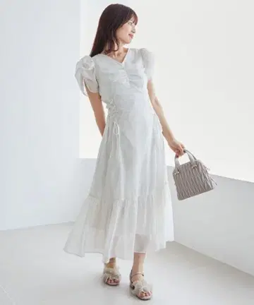 마제스틱 레곤 사이드 레이스업 레이디 원피스