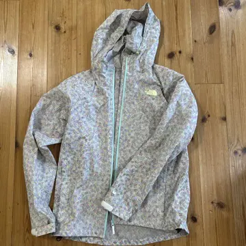 새상품급 THE NORTH FACE 미나 페르호넨 마운틴 컬러풀 후드티