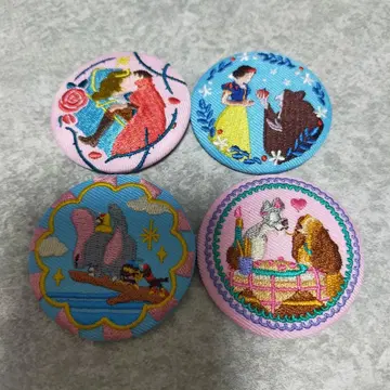 디즈니 자수 캔 배지 잠자는 숲속의 미녀 백설공주 덤보 패밀리 어드벤처