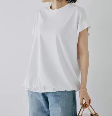 쿠라시노 도구텐 후와리 밑단의 깔끔한 벌룬 티셔츠 화이트 S 사이즈
