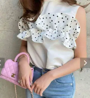 인기 즉시 완판 셰리에 도트 무늬 프릴 슬리브리스 상의 새상품급
