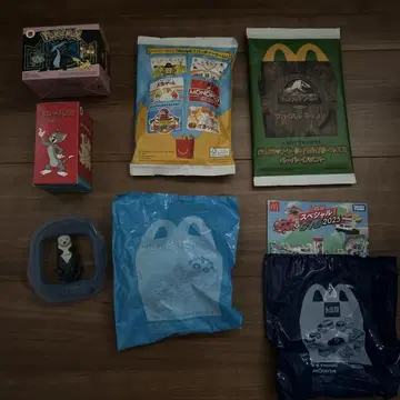 포켓몬 박스 와 맥도날드 특별판 컬렉션