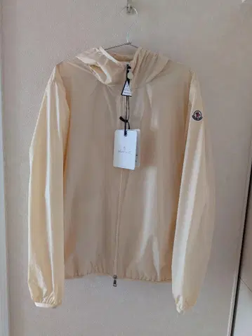 [ 새상품 정품 ] MONCLER Fegeo 윈드 브레이커
