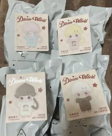 DIMOO Crush on Coffee 시리즈 봉제 인형 키체인