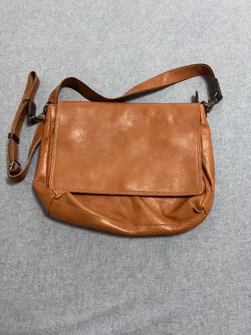 미사용품 천연 가죽 숄더백