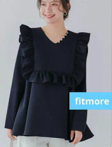 fitmore 스퀘어 프릴 V넥 펄 상의 네이비