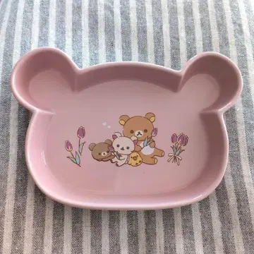 리락쿠마 다이컷 플레이트