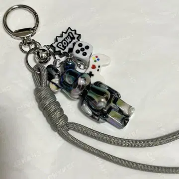 주렁주렁 키링 파라코드