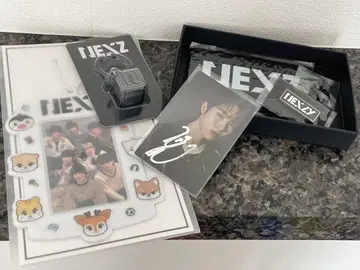 NEXZ K-POP 팬클럽 가입 혜택 휴이 트레이딩 카드 넥스지