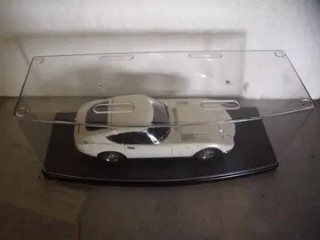 도요타 2000GT 1/18 스케일 모델 정크 케이스 포함