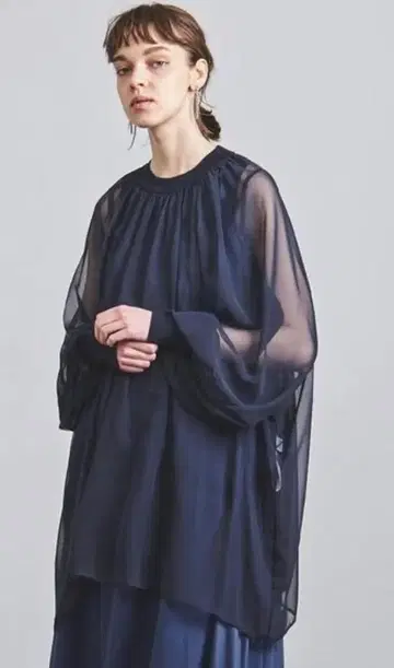 495t*HYKE 하이크 시어 쉬폰 티셔츠