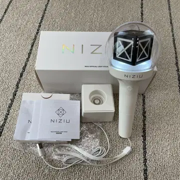 NiziU 응원봉 공식 굿즈