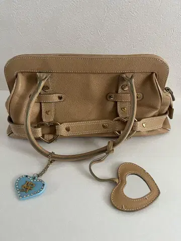 사만다 타바사 핸드백 하트 참 포함