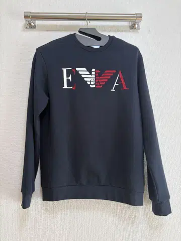 아르마니 EVA 긴팔 맨투맨