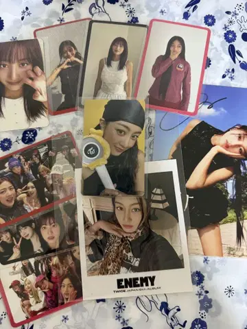 TWICE STRATEGY 지효 2 미국 친필 사인 ENEMY