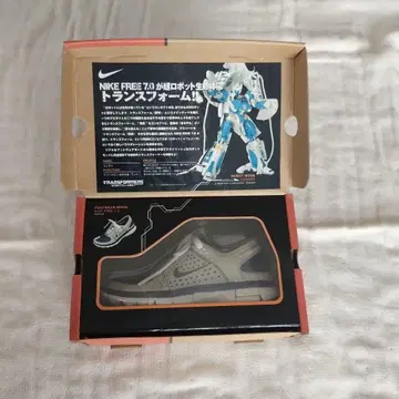 트랜스폼 & NIKE 콜라보 타카라토미