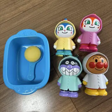 호빵맨과 친구들 물놀이 인형 레인코트 세트
