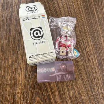 베어브릭 [ BE@RBRICK ] 시리즈 44 HERO (신 울트라맨)