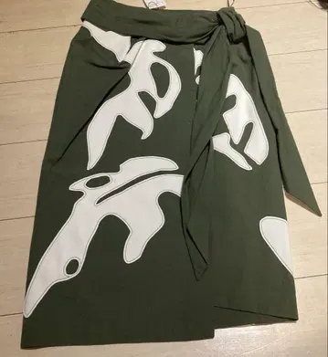 새상품 cedric charlier 보태니컬 무늬 랩스커트