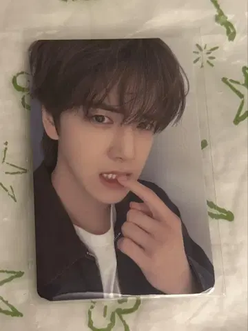 THE BOYZ 영훈 팝업 럭드