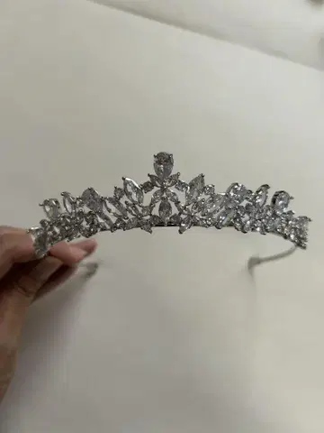 엘레강트 크리스탈 티아라