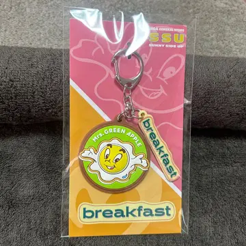 미세스 그린애플 breakfast 키링