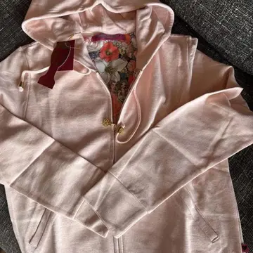 타카하시 마코토 x 안나수이 콜라보 후드티