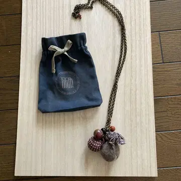 lilith 펜던트 센소유니코