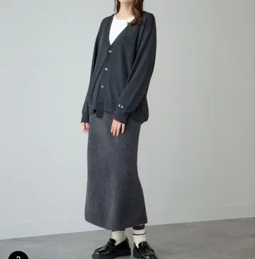 아냐 콜라보 가디건 완판템 xs 미사용 새상품