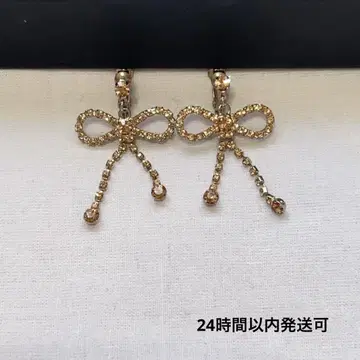 캐틀레브 골드 리본 귀찌