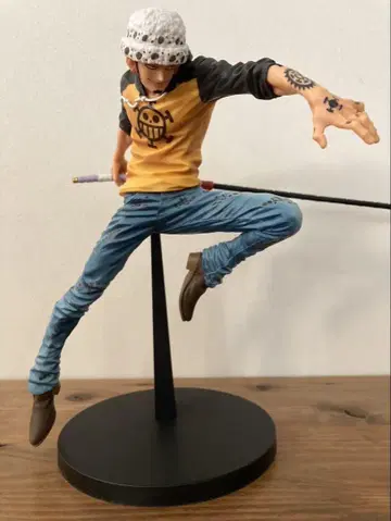 트라팔가 로우 ONE PIECE 피규어